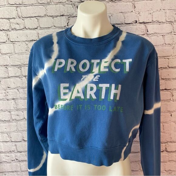 Parks Project Tops - Parks Project Blue Tie Dye “Protect The Earth” Cropped Sweatshirt small